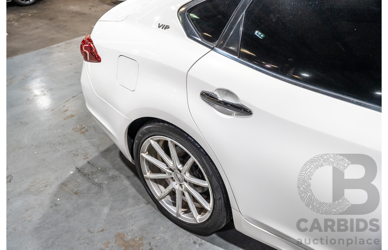 12/2011 Nissan Fuga Hybrid VIP Y51 4d Sedan Pearl White Metallic V6 3.5L - Hybrid (IMPORT)