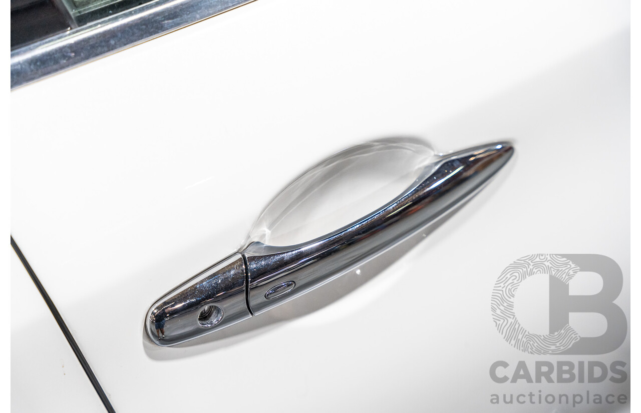 12/2011 Nissan Fuga Hybrid VIP Y51 4d Sedan Pearl White Metallic V6 3.5L - Hybrid (IMPORT)