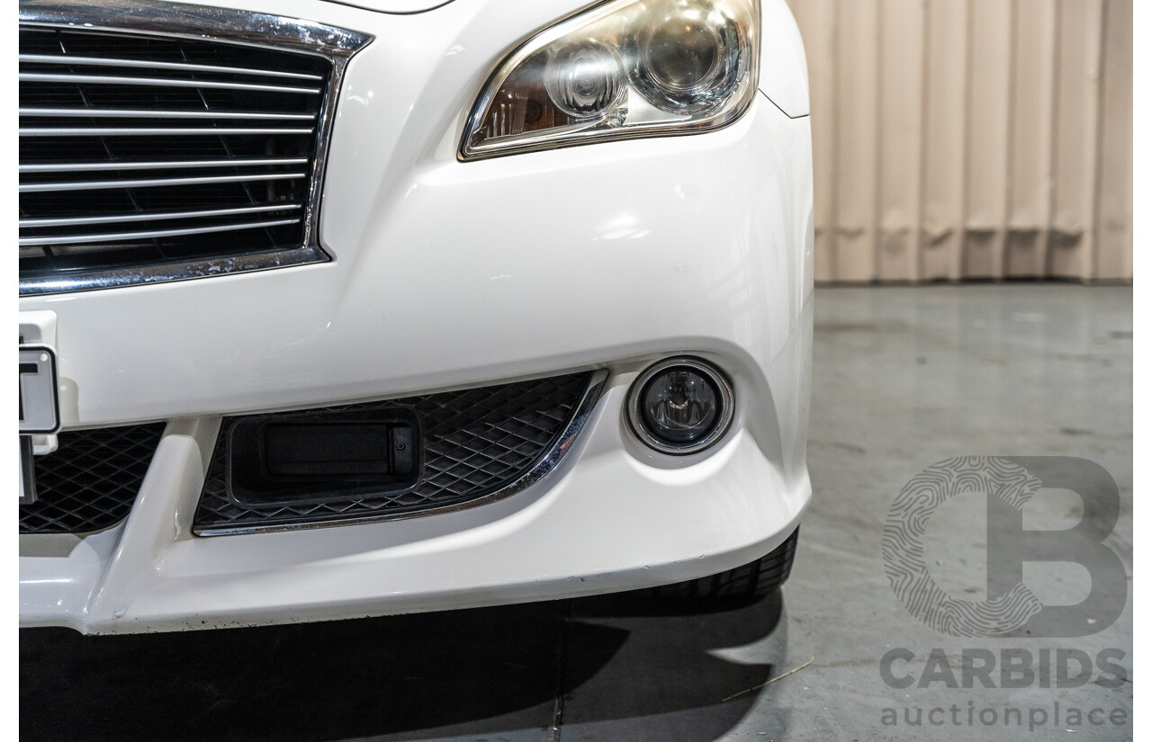 12/2011 Nissan Fuga Hybrid VIP Y51 4d Sedan Pearl White Metallic V6 3.5L - Hybrid (IMPORT)