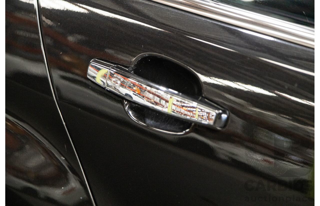 5/2014 Holden Commodore SS-V Redline VF MY15 4d Sedan Black V8 6.0L