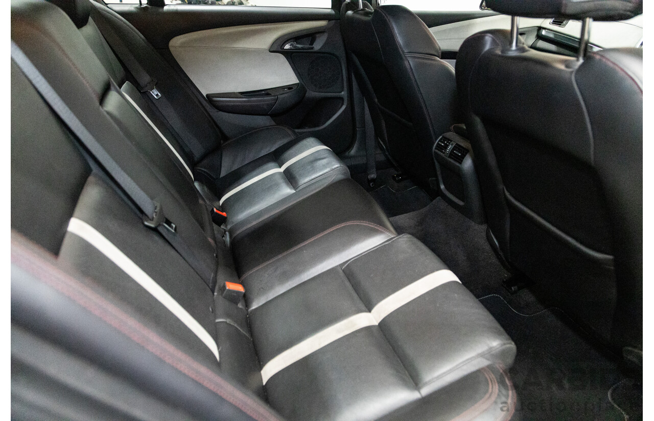 5/2014 Holden Commodore SS-V Redline VF MY15 4d Sedan Black V8 6.0L