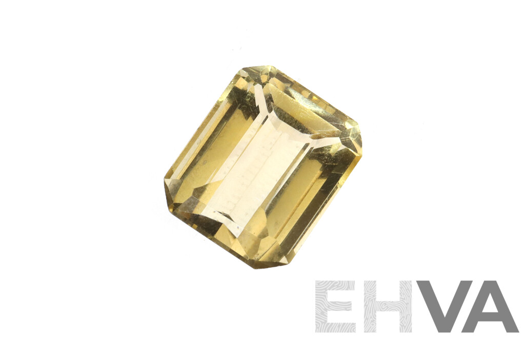 Citine Quartz 20.18ct Unset Stone - Pale Step 18.2mm X 15.1mm