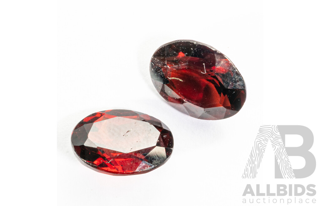 Garnet (2) Red Natural Oval Cut Gemstones, 4.70ct