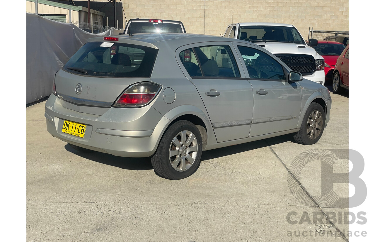 2/2008 Holden Astra 60TH Anniversary AH MY08.5 5d Hatchback Silver 1.8L