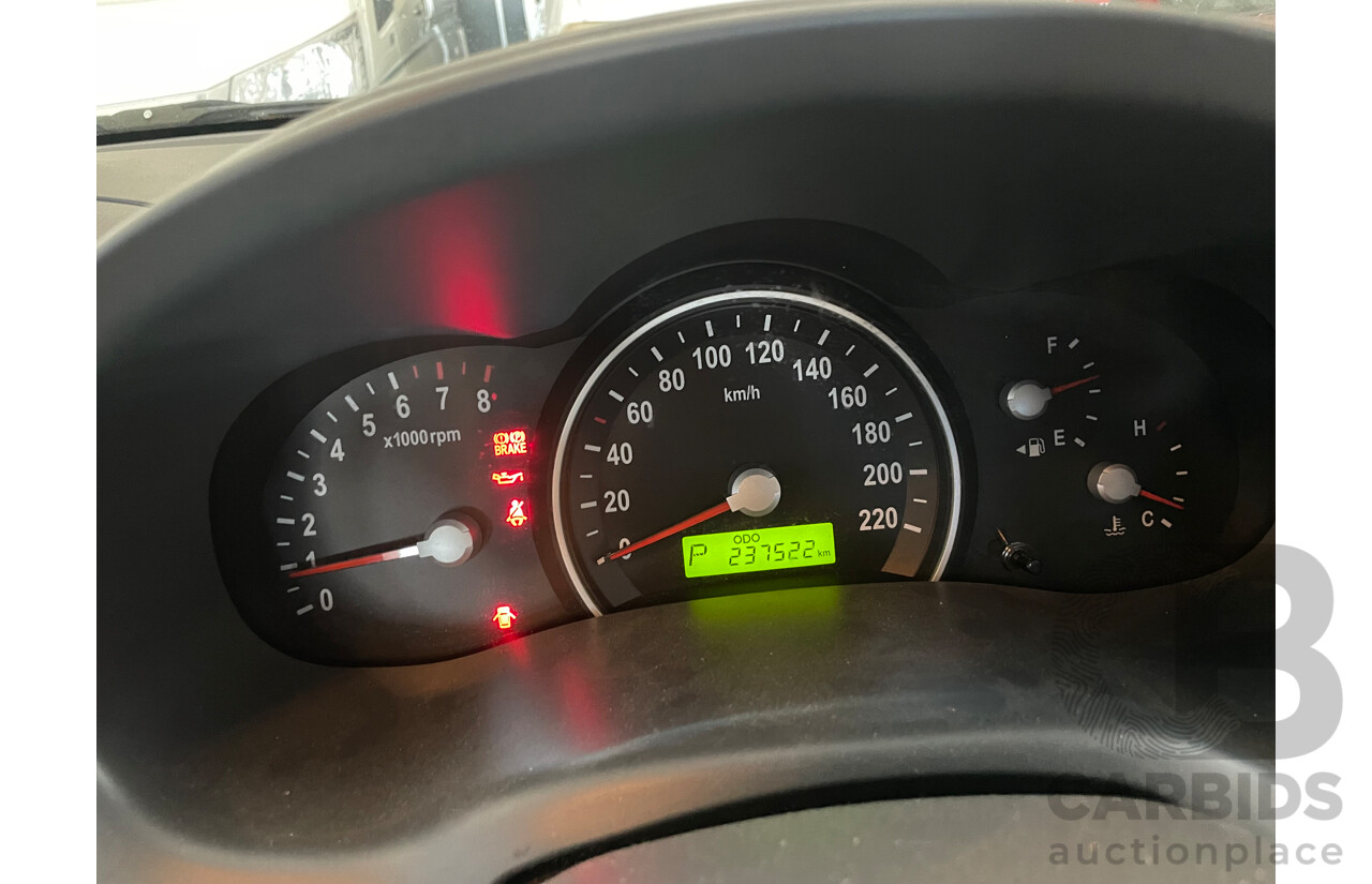 11/09 Kia Grand Carnival PREMIUM FWD VQ 4D Wagon Blue 3.8L