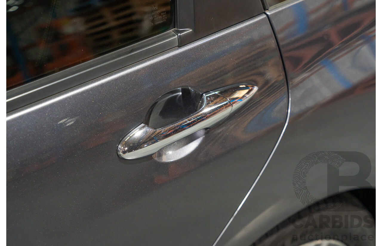 10/2012 Honda Odyssey Luxury RB MY12 4d Wagon Metallic Grey 2.4L - 7 Seater