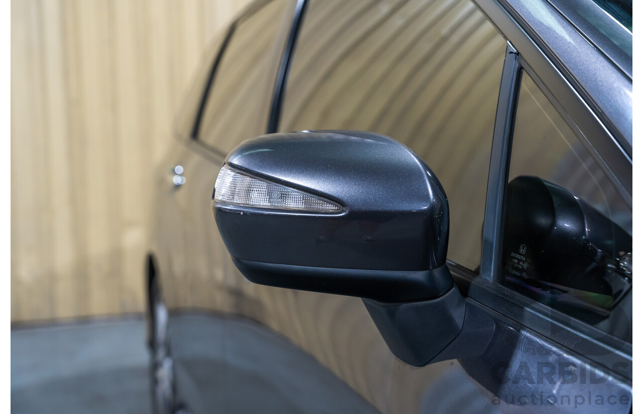 10/2012 Honda Odyssey Luxury RB MY12 4d Wagon Metallic Grey 2.4L - 7 Seater