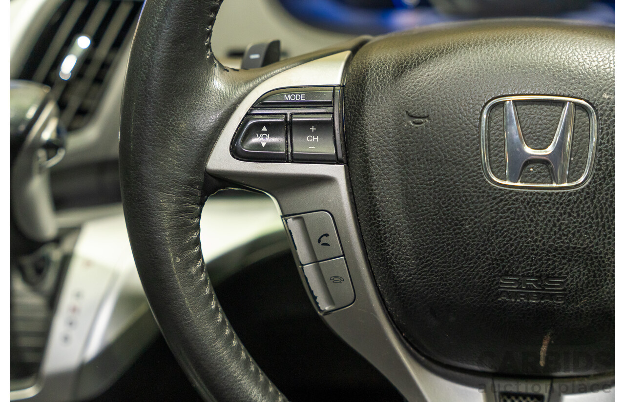 10/2012 Honda Odyssey Luxury RB MY12 4d Wagon Metallic Grey 2.4L - 7 Seater