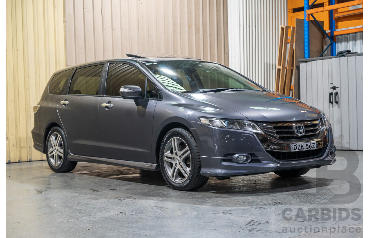 10/2012 Honda Odyssey Luxury RB MY12 4d Wagon Metallic Grey 2.4L - 7 Seater