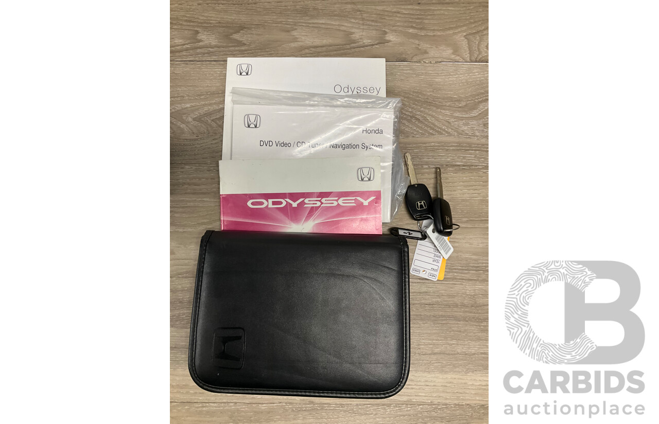 10/2012 Honda Odyssey Luxury RB MY12 4d Wagon Metallic Grey 2.4L - 7 Seater