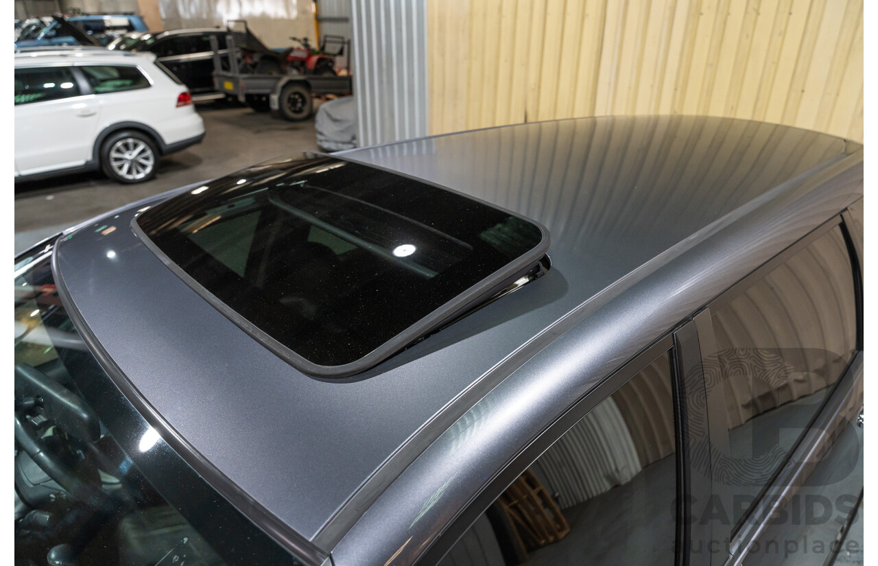 10/2012 Honda Odyssey Luxury RB MY12 4d Wagon Metallic Grey 2.4L - 7 Seater