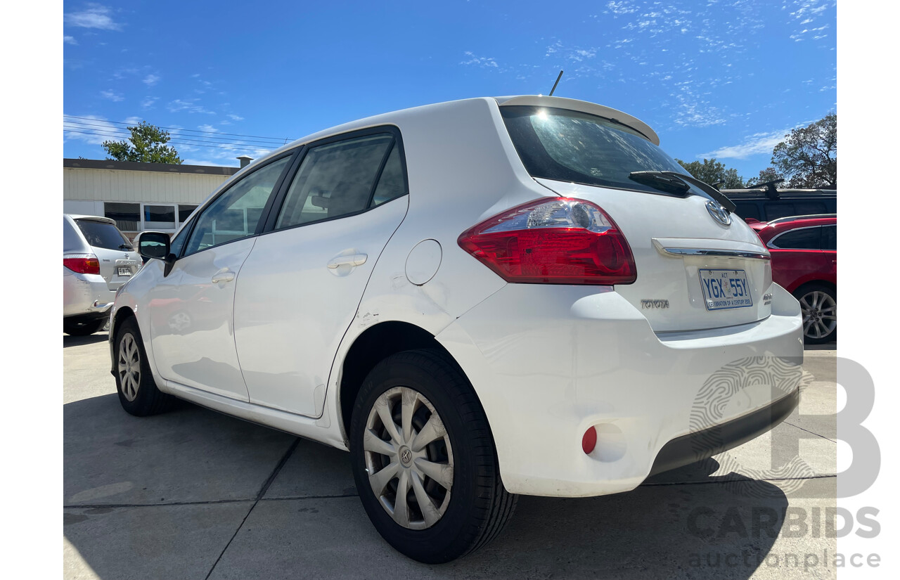 10/10 Toyota Corolla ASCENT FWD ZRE152R MY10 5D Hatchback White 1.8L