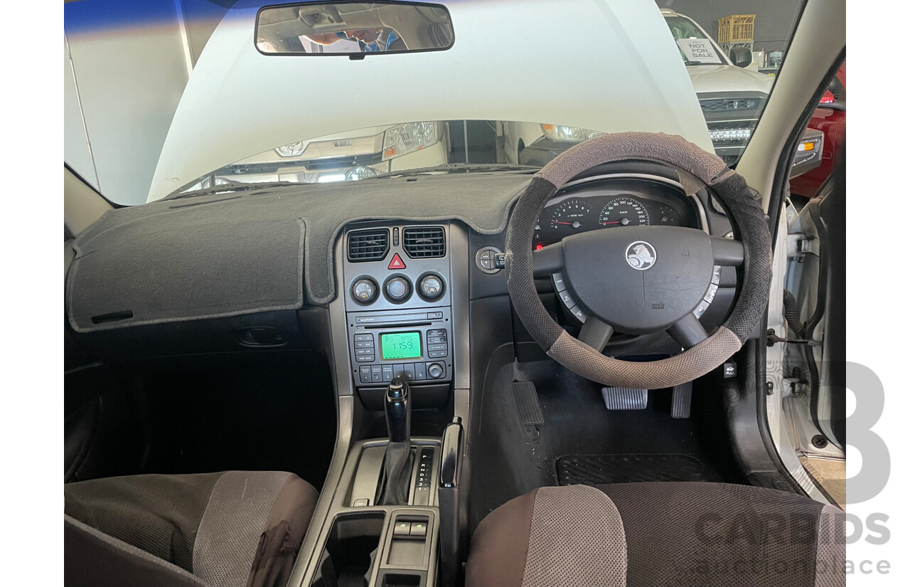 08/03 Holden Commodore EXECUTIVE RWD VY 4D Wagon White 3.8L