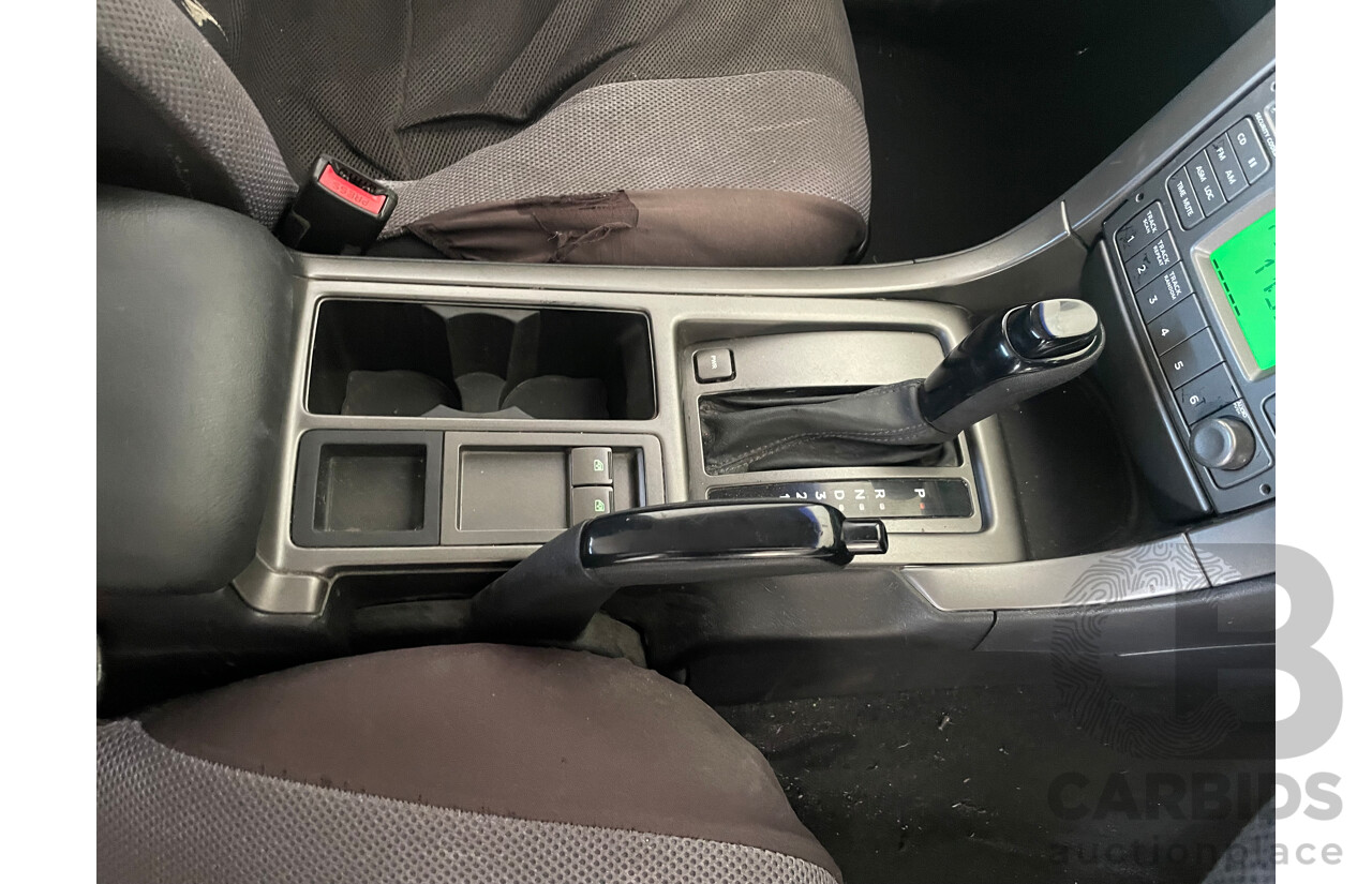 08/03 Holden Commodore EXECUTIVE RWD VY 4D Wagon White 3.8L