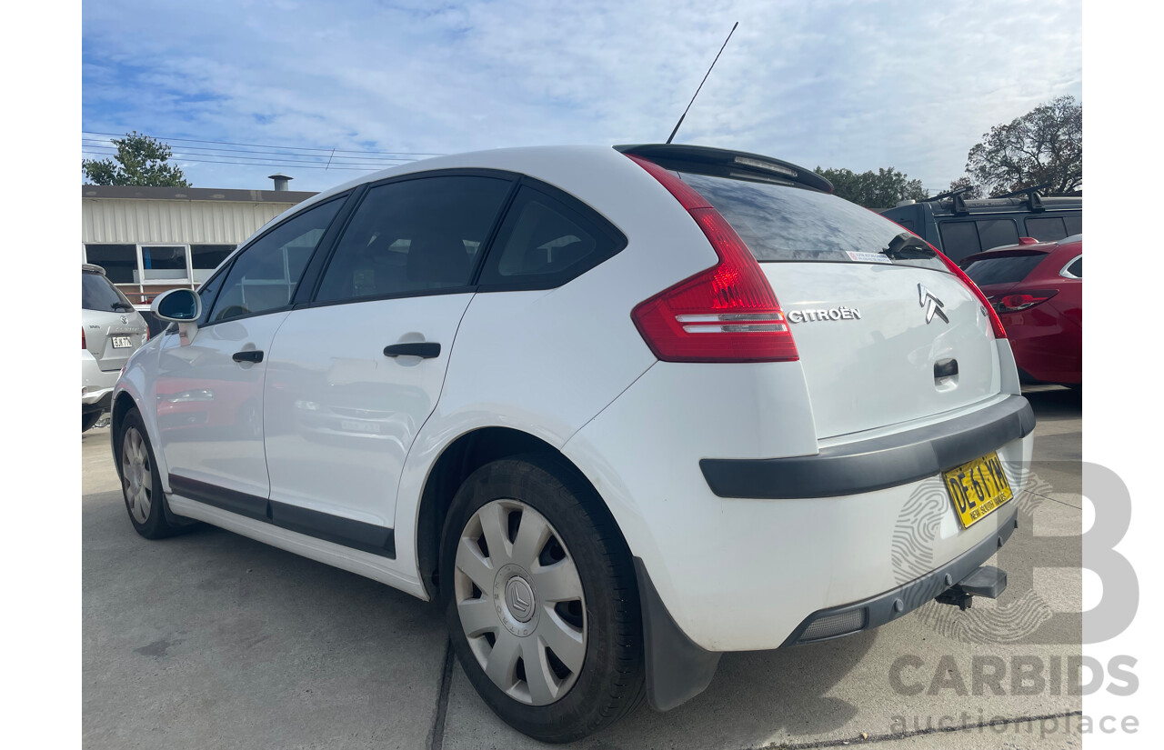 01/06 Citroen C4 SX FWD  5D Hatchback White 1.6L