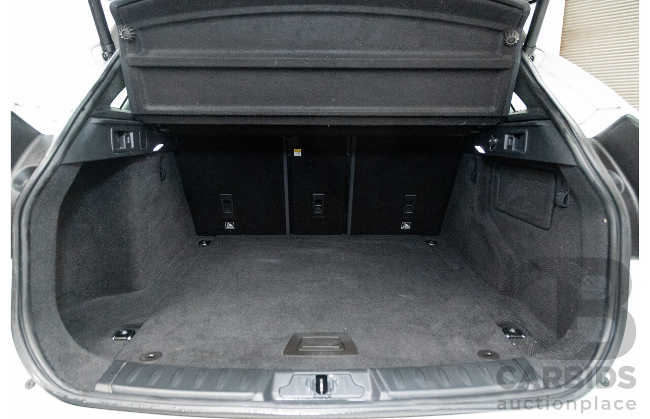 07/2017 Jaguar F-Pace 30d Portfolio (AWD) X761 MY17 4d Wagon Polaris White Twin Turbo Diesel 3.0L