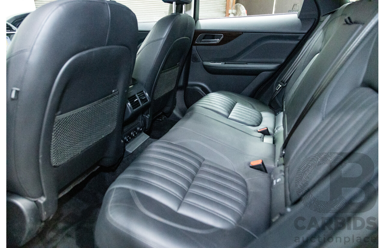 07/2017 Jaguar F-Pace 30d Portfolio (AWD) X761 MY17 4d Wagon Polaris White Twin Turbo Diesel 3.0L