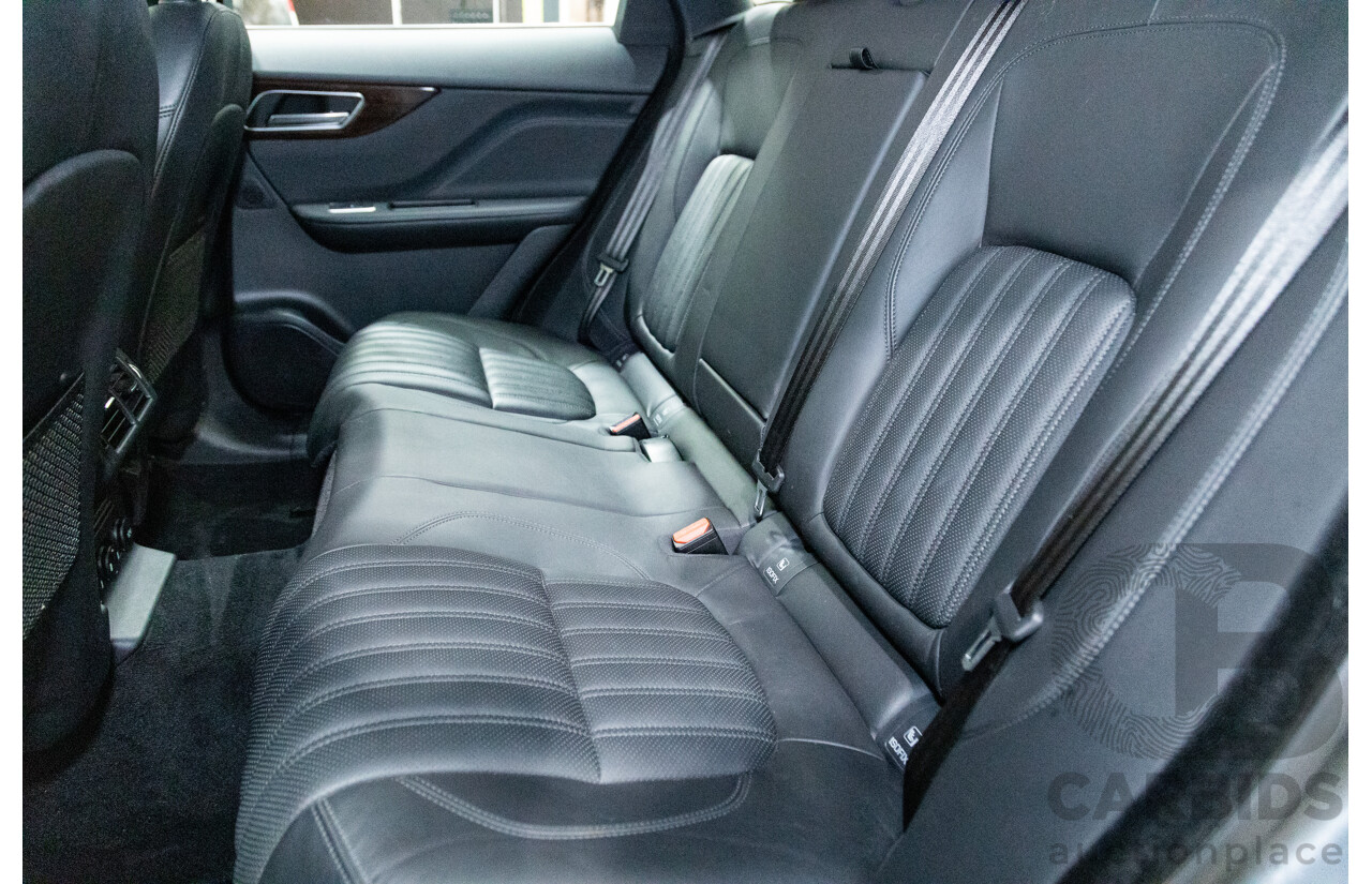 07/2017 Jaguar F-Pace 30d Portfolio (AWD) X761 MY17 4d Wagon Polaris White Twin Turbo Diesel 3.0L