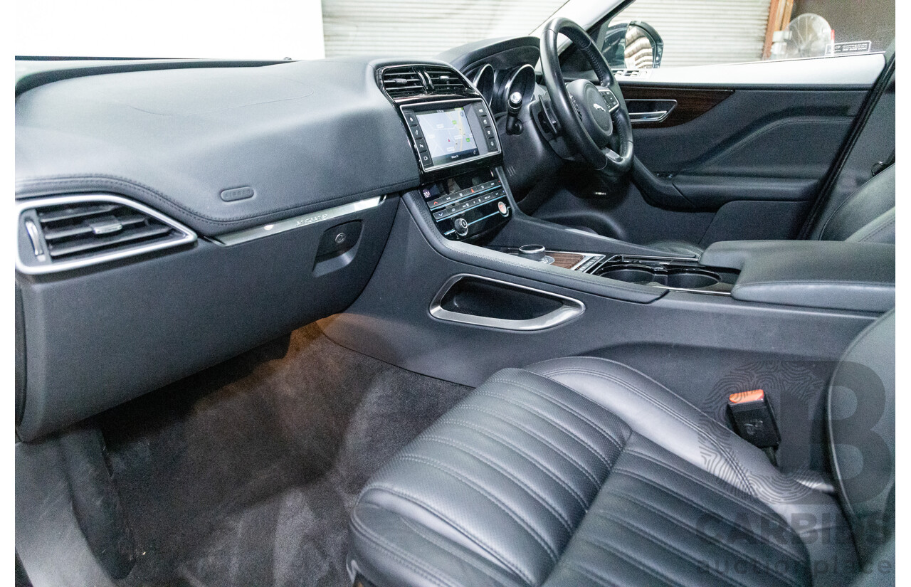 07/2017 Jaguar F-Pace 30d Portfolio (AWD) X761 MY17 4d Wagon Polaris White Twin Turbo Diesel 3.0L