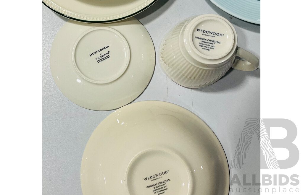 Pair of Wedgwood Windsor Christmas Espresso Cups, Alongside Some Wedgwood Windsor Springtime Crockery and a Royal Doulton Gordon Ramsay Maze Large Cup and Saucer