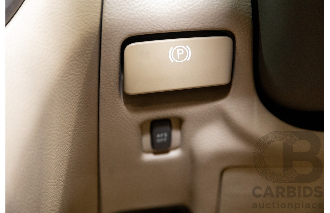 03/2004 Lexus LS430 RWD UCF30R 4d Sedan Sandstone Mica Metallic V8 4.3L