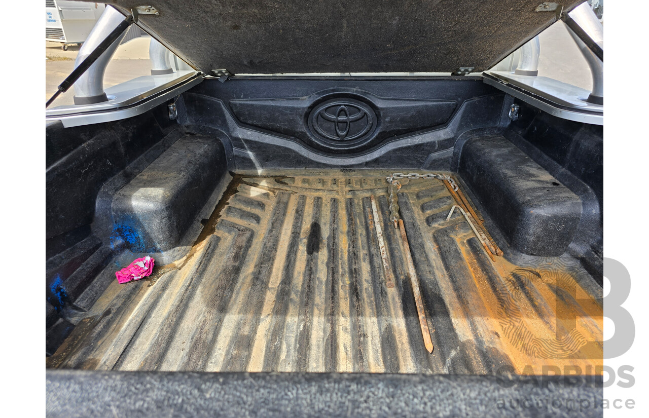 6/2005 Toyota Hilux SR5 (4x4) GGN25R 4d Dual Cab P/Up Silver Metallic V6 4.0L