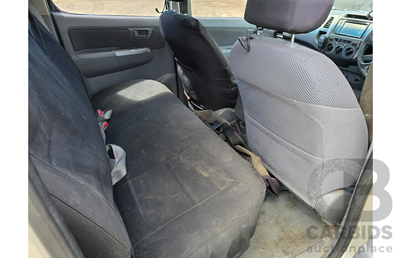 6/2005 Toyota Hilux SR5 (4x4) GGN25R 4d Dual Cab P/Up Silver Metallic V6 4.0L