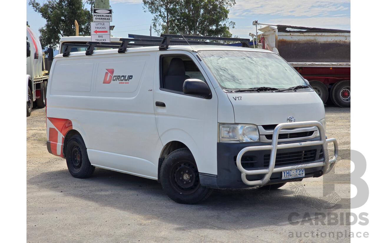3/2010 Toyota Hiace LWB KDH201R 4d Van White Turbo Diesel 3.0L