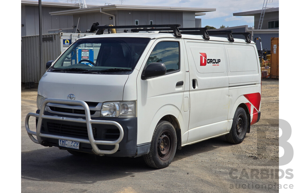 3/2010 Toyota Hiace LWB KDH201R 4d Van White Turbo Diesel 3.0L