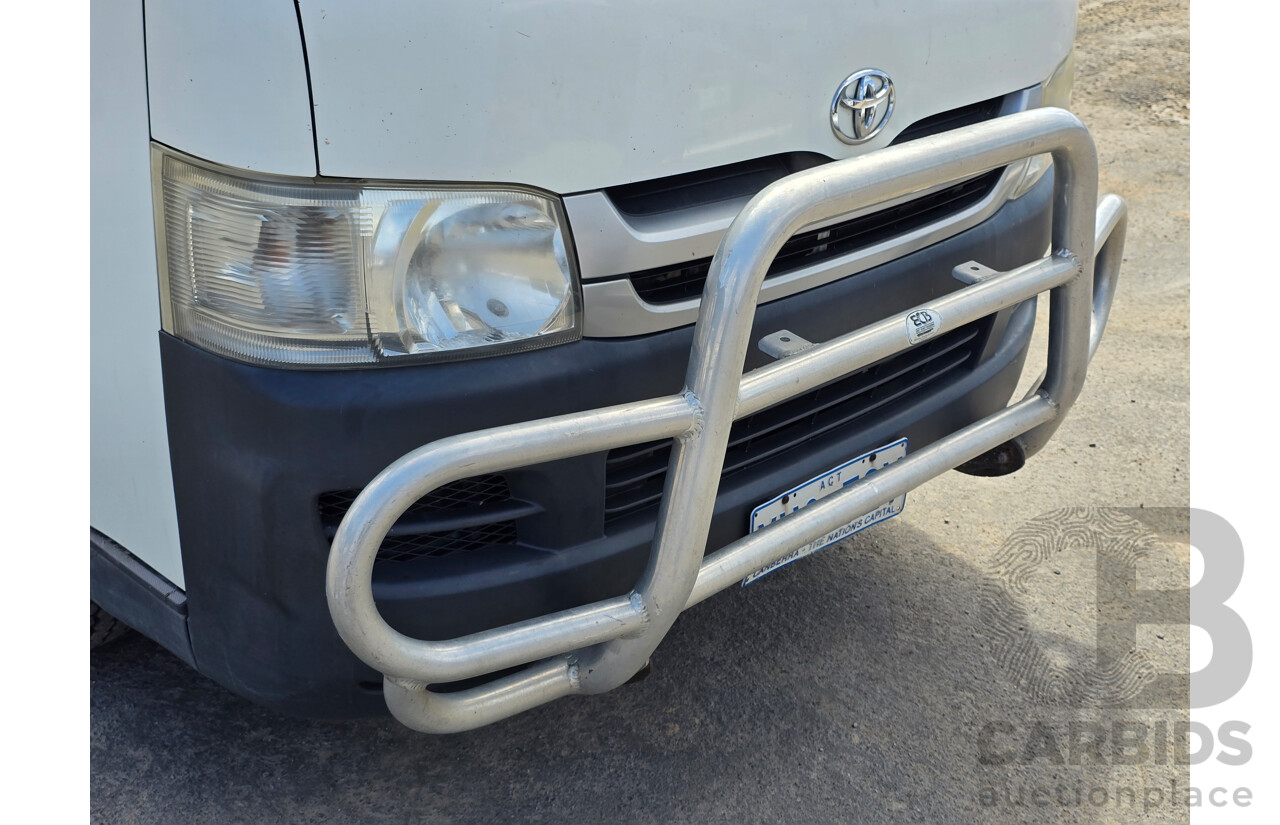 3/2010 Toyota Hiace LWB KDH201R 4d Van White Turbo Diesel 3.0L