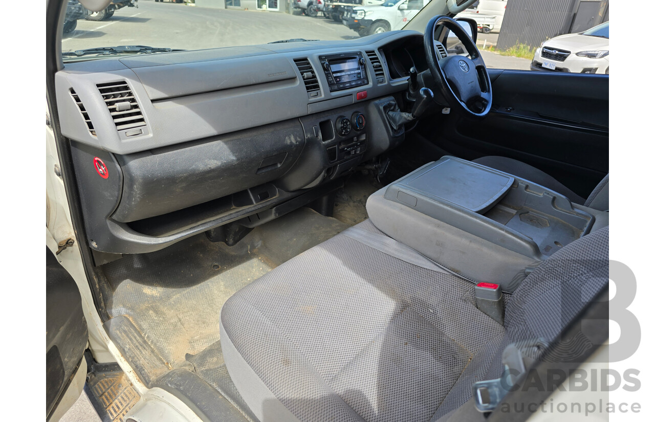 3/2010 Toyota Hiace LWB KDH201R 4d Van White Turbo Diesel 3.0L