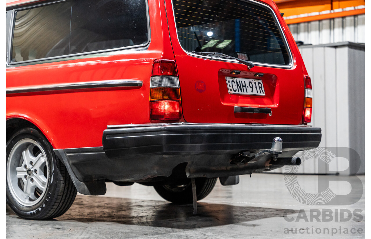 2/1988 Volvo 240GL 5d Estate Red 2.3L