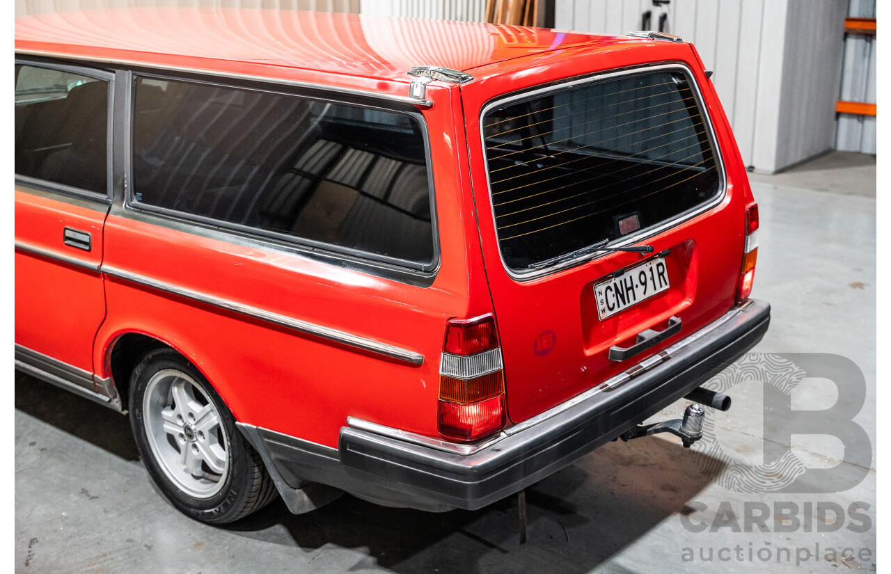 2/1988 Volvo 240GL 5d Estate Red 2.3L