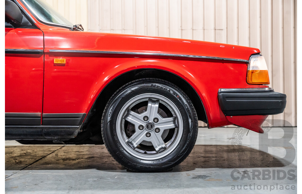 2/1988 Volvo 240GL 5d Estate Red 2.3L