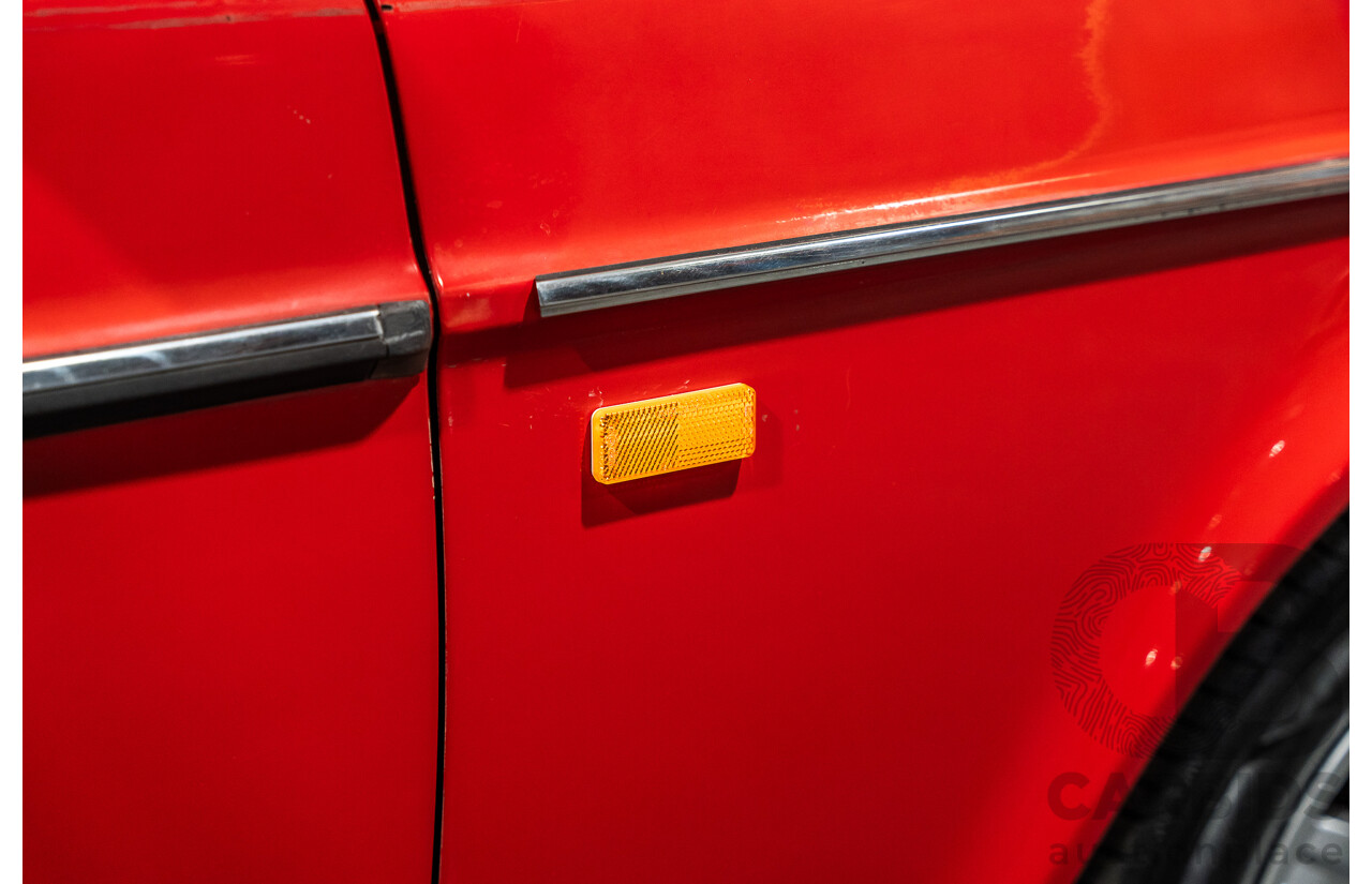 2/1988 Volvo 240GL 5d Estate Red 2.3L