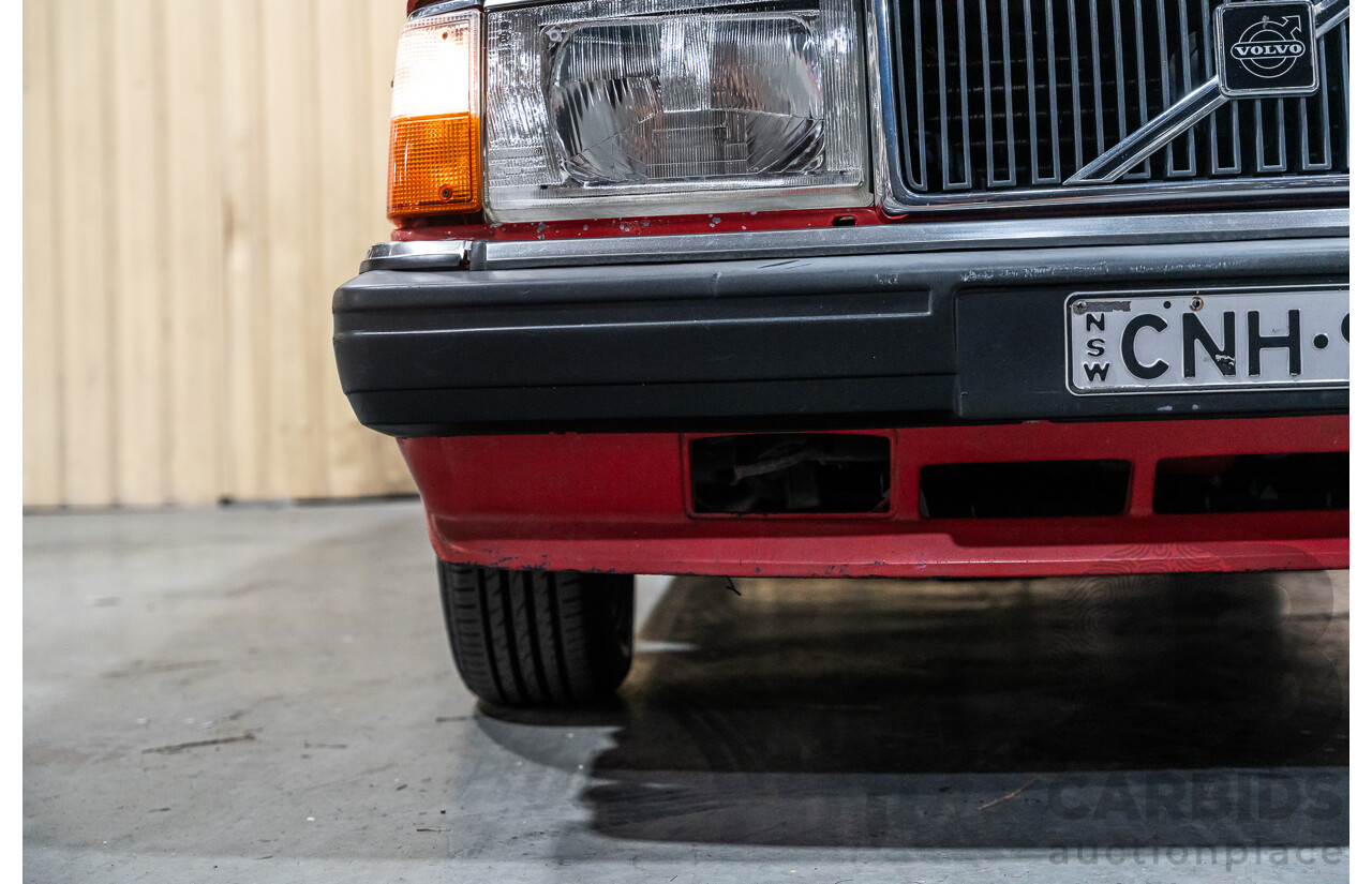 2/1988 Volvo 240GL 5d Estate Red 2.3L