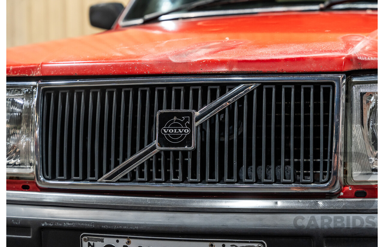 2/1988 Volvo 240GL 5d Estate Red 2.3L