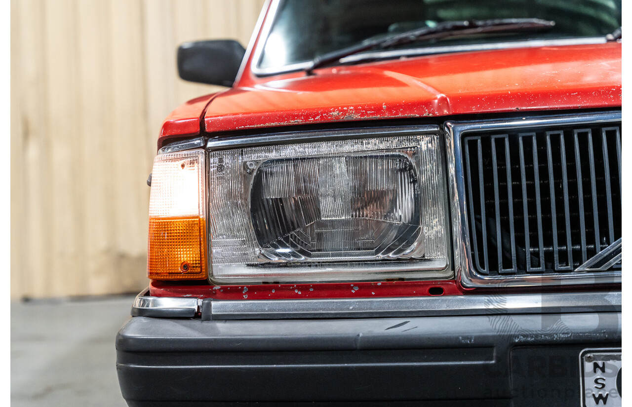2/1988 Volvo 240GL 5d Estate Red 2.3L