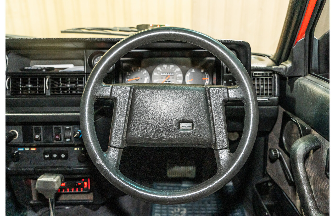 2/1988 Volvo 240GL 5d Estate Red 2.3L