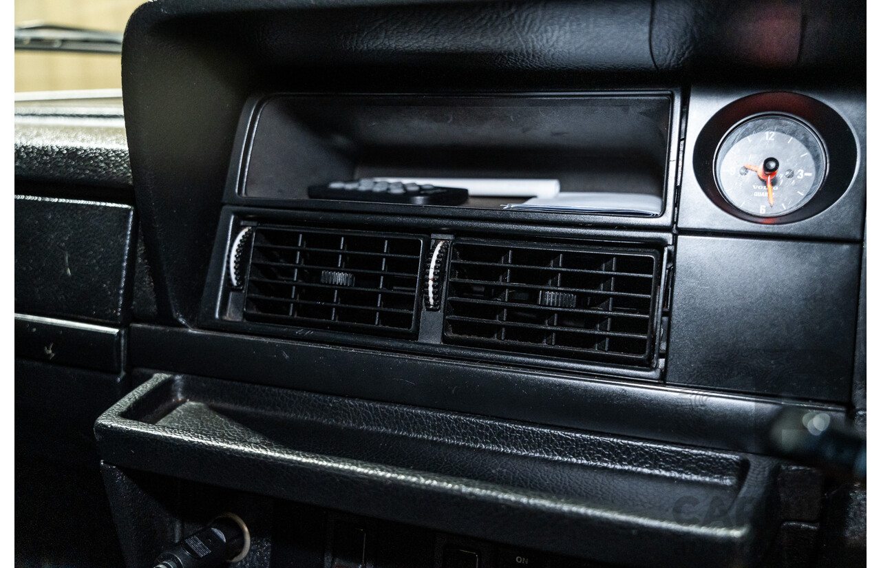 2/1988 Volvo 240GL 5d Estate Red 2.3L