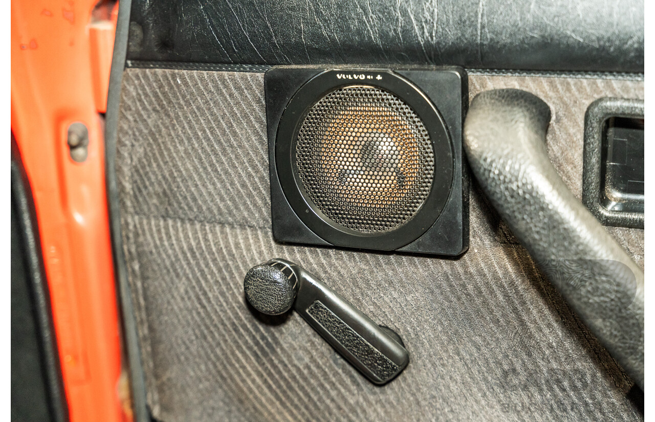 2/1988 Volvo 240GL 5d Estate Red 2.3L