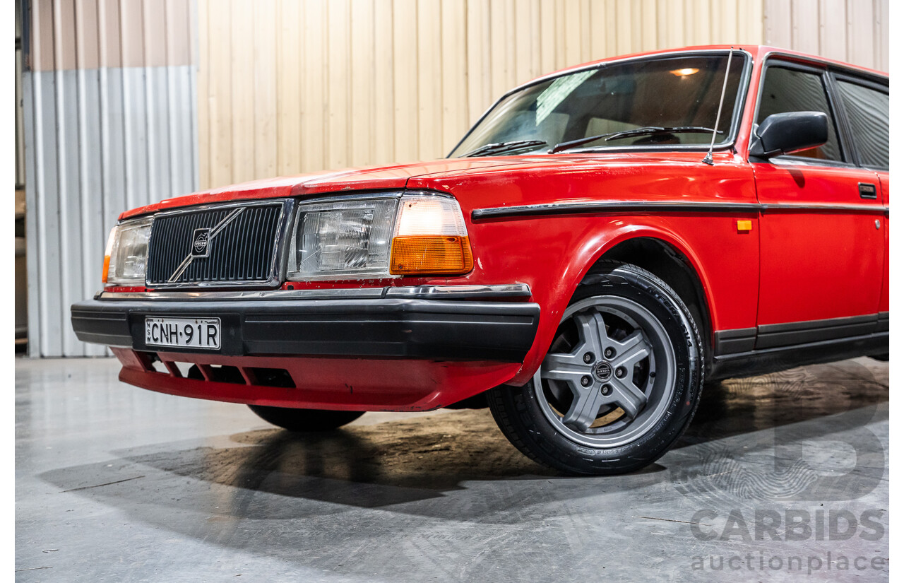 2/1988 Volvo 240GL 5d Estate Red 2.3L