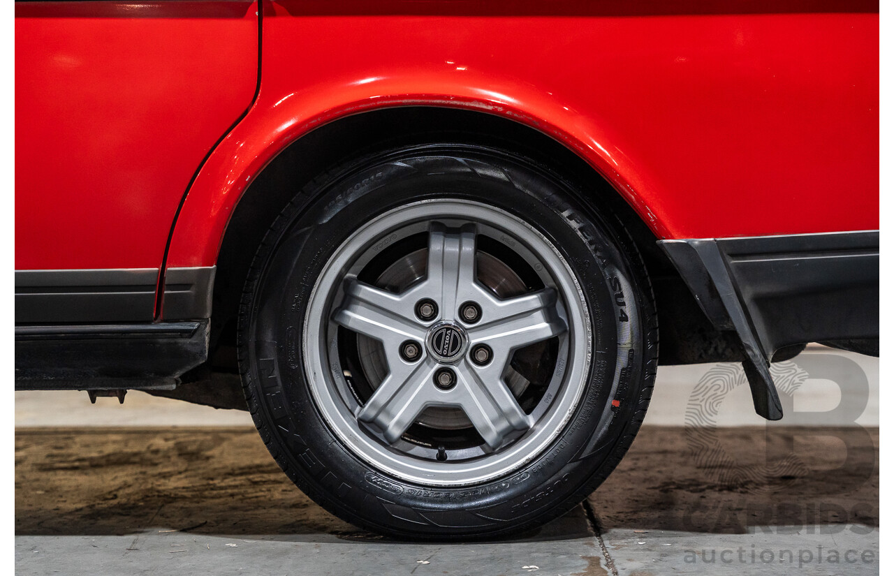 2/1988 Volvo 240GL 5d Estate Red 2.3L