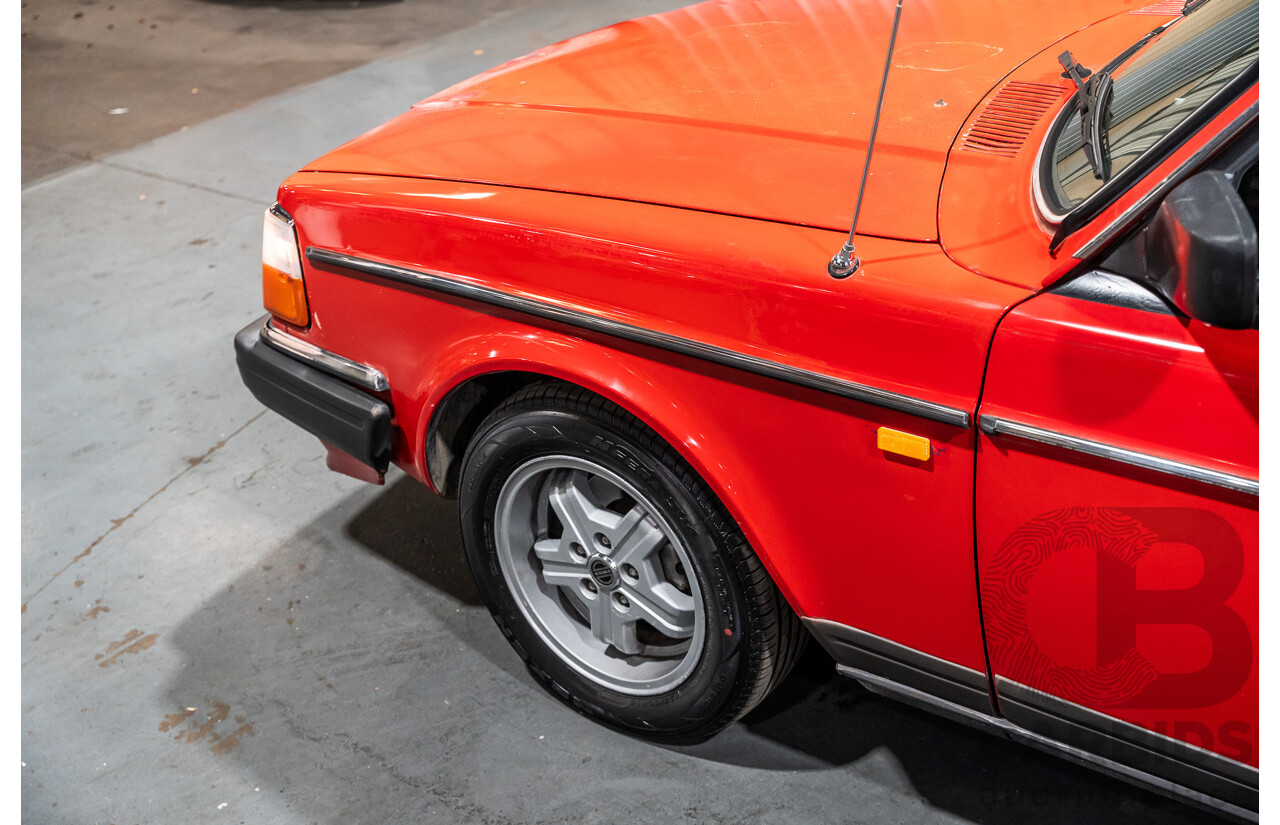 2/1988 Volvo 240GL 5d Estate Red 2.3L