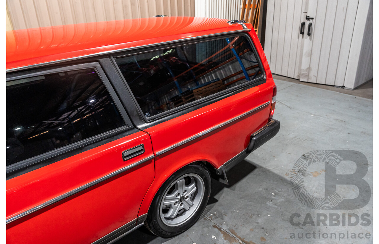 2/1988 Volvo 240GL 5d Estate Red 2.3L