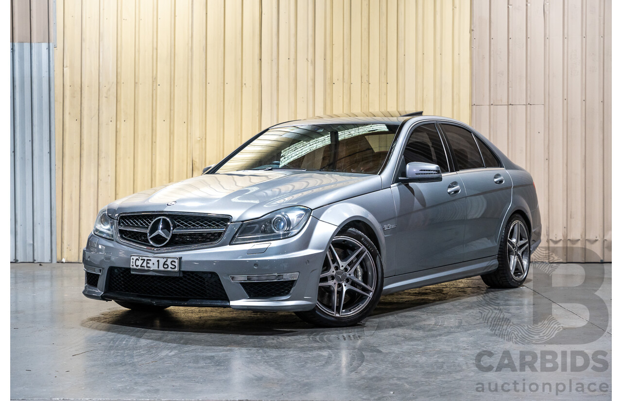 11/2011 Mercedes-Benz C63 AMG W204 MY11 4d Sedan Palladium Silver Metallic V8 6.2L
