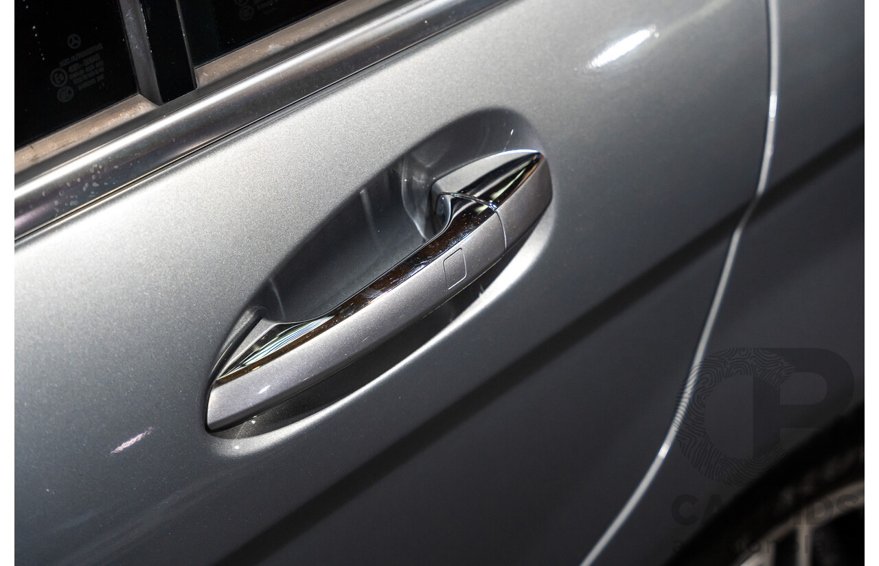 11/2011 Mercedes-Benz C63 AMG W204 MY11 4d Sedan Palladium Silver Metallic V8 6.2L