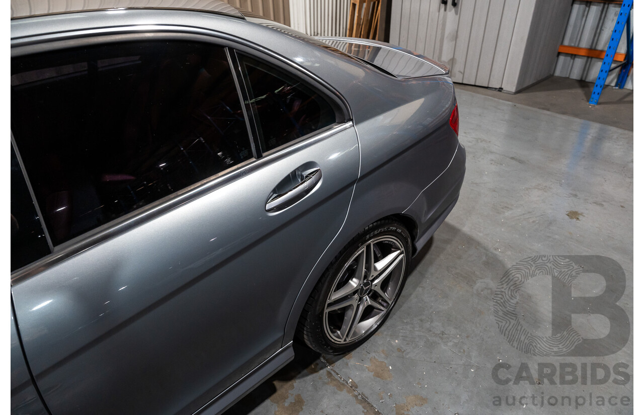 11/2011 Mercedes-Benz C63 AMG W204 MY11 4d Sedan Palladium Silver Metallic V8 6.2L