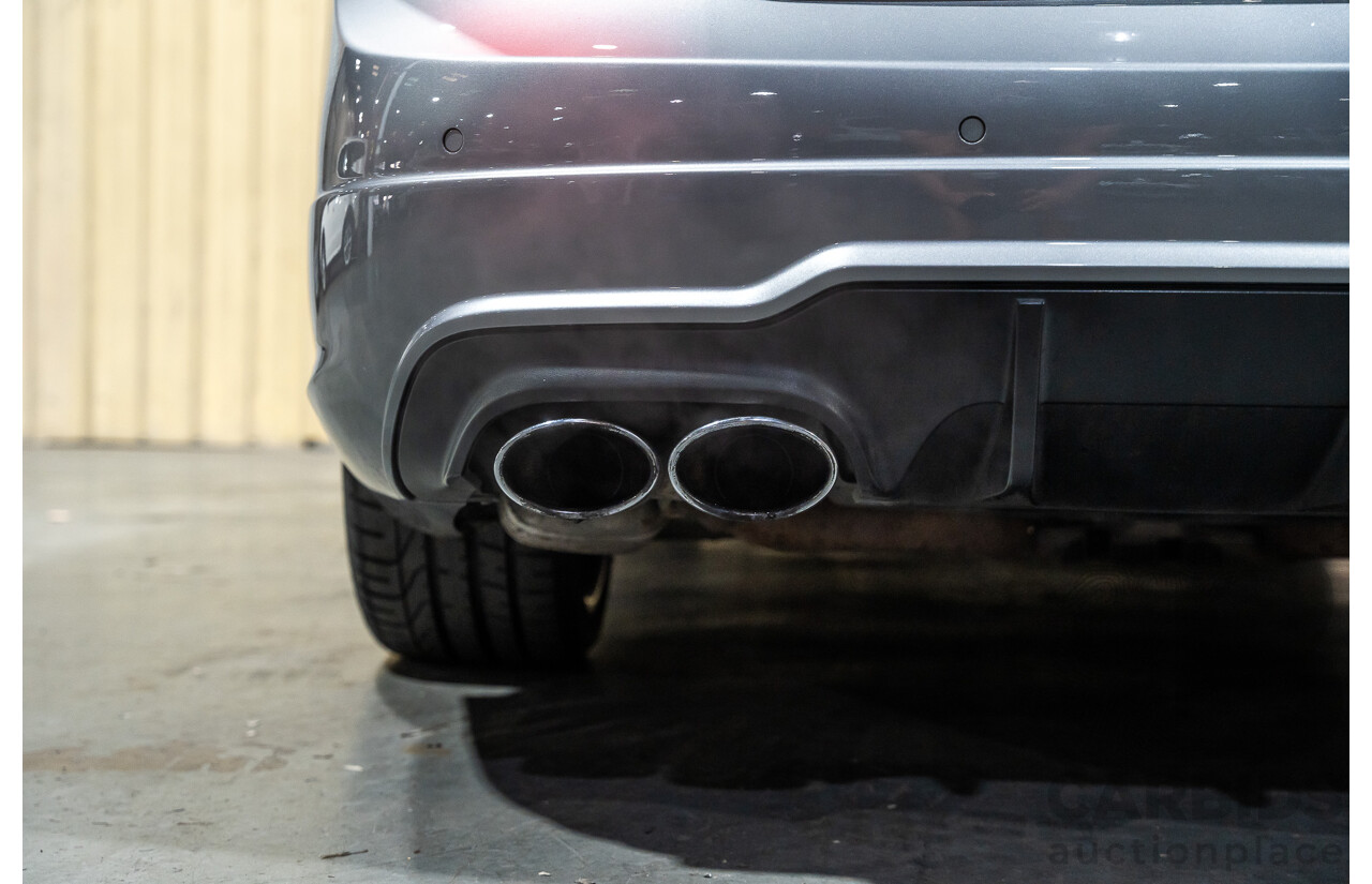 11/2011 Mercedes-Benz C63 AMG W204 MY11 4d Sedan Palladium Silver Metallic V8 6.2L