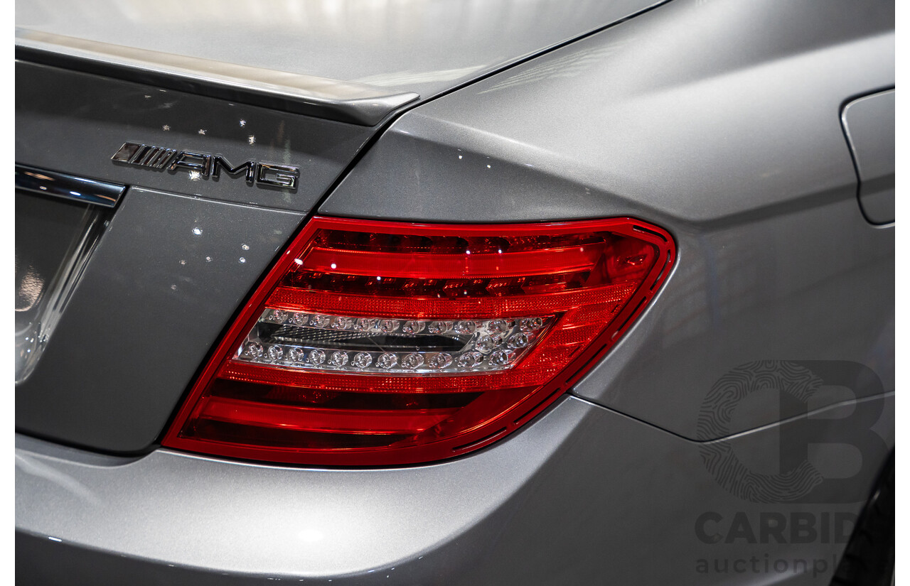 11/2011 Mercedes-Benz C63 AMG W204 MY11 4d Sedan Palladium Silver Metallic V8 6.2L